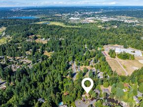 6701 214th Avenue NE, Redmond WA 98053