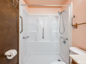 3435 Auburn Way S 5, Auburn WA 98092