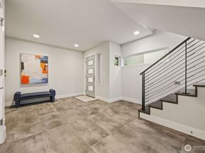 332 10th Avenue S, Kirkland WA 98033