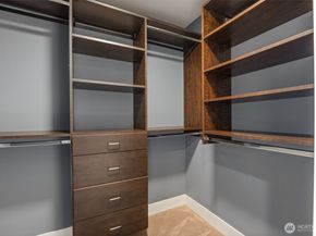 332 10th Avenue S, Kirkland WA 98033
