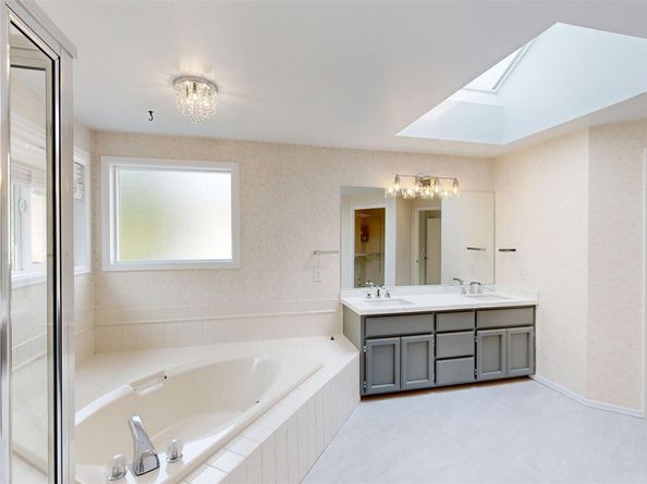 18131 132nd Place SE, Renton WA 98058