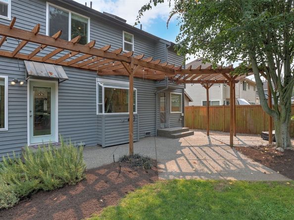 18131 132nd Place SE, Renton WA 98058