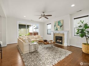 1576 14th Place NE, Issaquah WA 98029