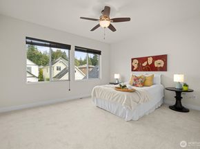 1576 14th Place NE, Issaquah WA 98029