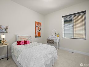 1576 14th Place NE, Issaquah WA 98029