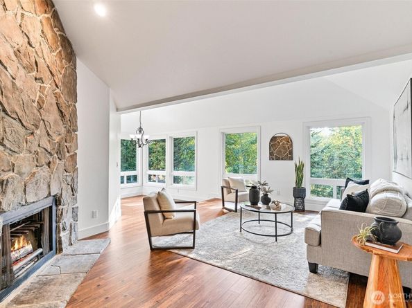 13206 SE 51st Place, Bellevue WA 98006