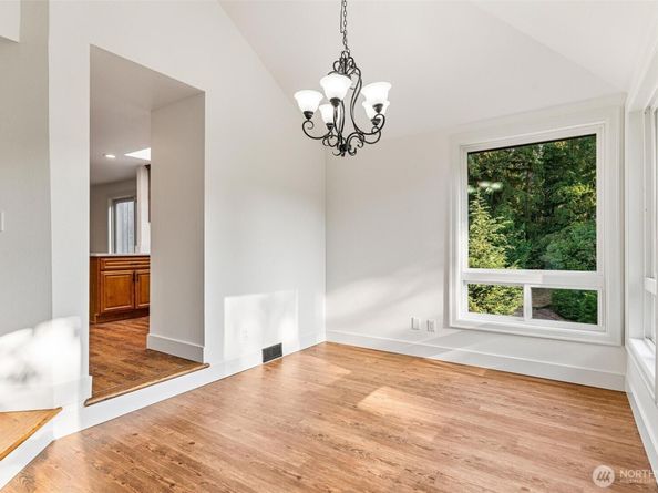 13206 SE 51st Place, Bellevue WA 98006