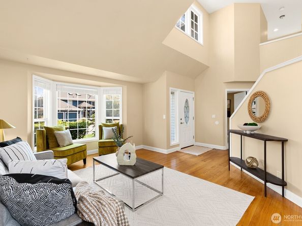 2427 233rd Place NE, Sammamish WA 98074
