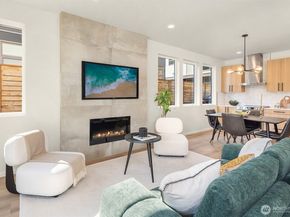 1516 NW 63rd Street B, Seattle WA 98107