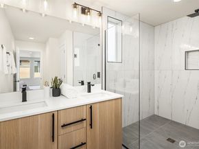 1516 NW 63rd Street B, Seattle WA 98107