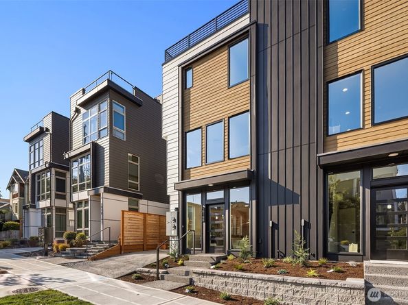 1516 NW 63rd Street B, Seattle WA 98107