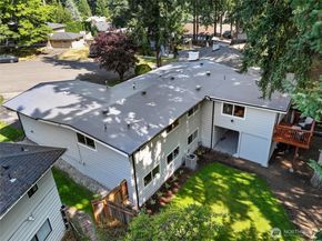16551 NE 27th Street, Bellevue WA 98008