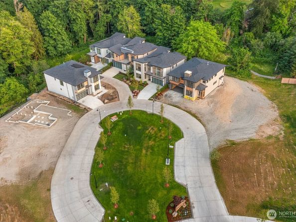 21033 SE 80th Street, Issaquah WA 98027