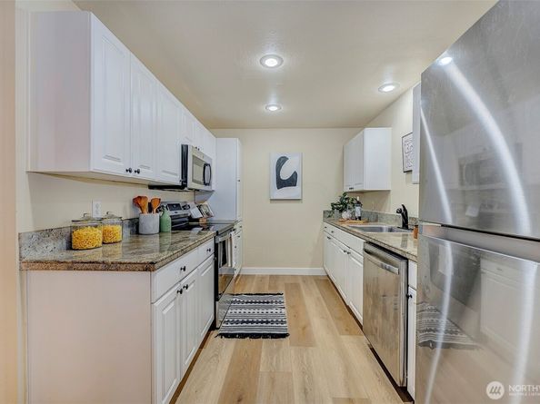 13820 NE 65th Street 534, Redmond WA 98052