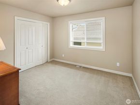 27519 SE 28th Place, Sammamish WA 98075