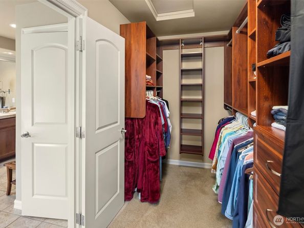 27519 SE 28th Place, Sammamish WA 98075