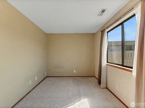 1905 F Street SE F19, Auburn WA 98002