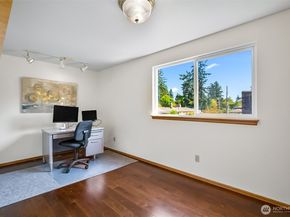 2210 N 184th Street, Shoreline WA 98133
