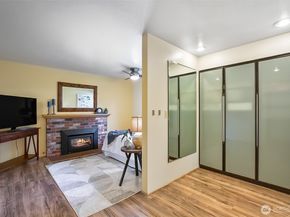 2210 N 184th Street, Shoreline WA 98133