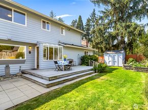 2210 N 184th Street, Shoreline WA 98133