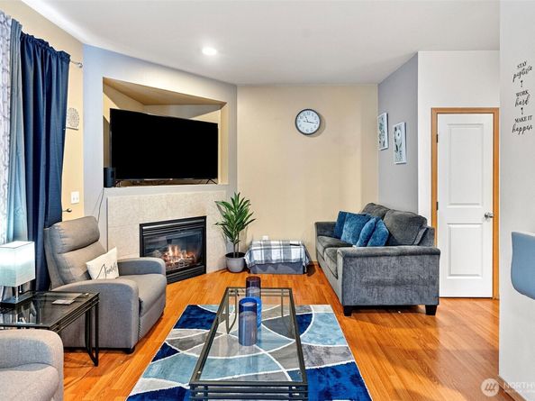 209 NE Miramar Circle, Bremerton WA 98311