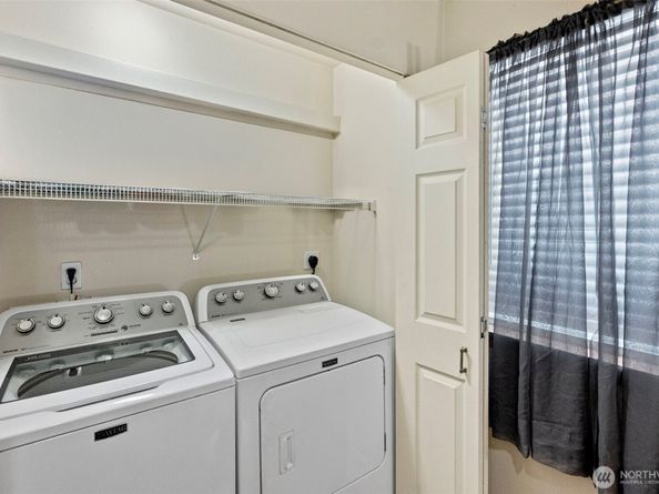 209 NE Miramar Circle, Bremerton WA 98311