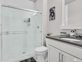 1404 241st Place SE, Bothell WA 98021