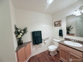 300 High School Road NE 203, Bainbridge Island WA 98110