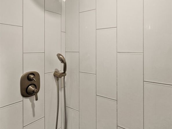 2201 3rd Avenue 2601, Seattle WA 98121