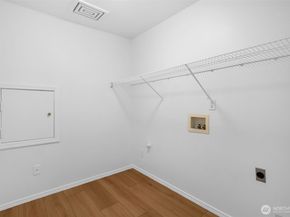 820 Grimes Road, Bothell WA 98012