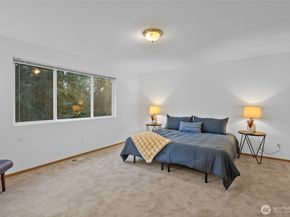 820 Grimes Road, Bothell WA 98012