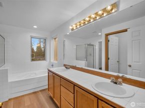 820 Grimes Road, Bothell WA 98012