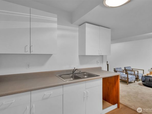 820 Grimes Road, Bothell WA 98012