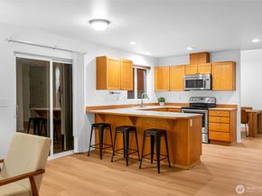 820 Grimes Road, Bothell WA 98012