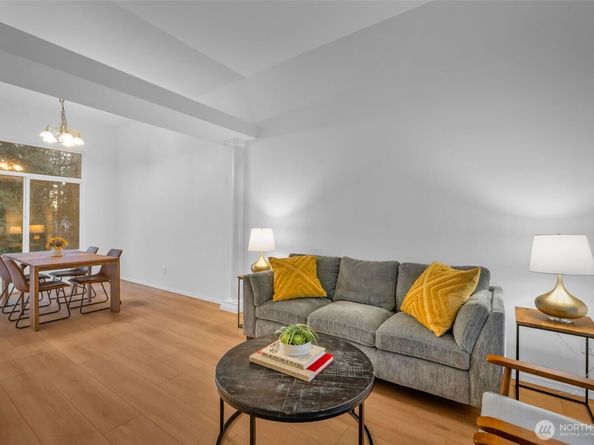 820 Grimes Road, Bothell WA 98012