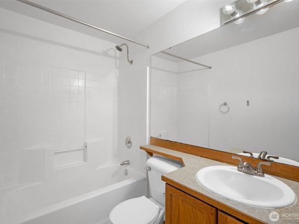 820 Grimes Road, Bothell WA 98012