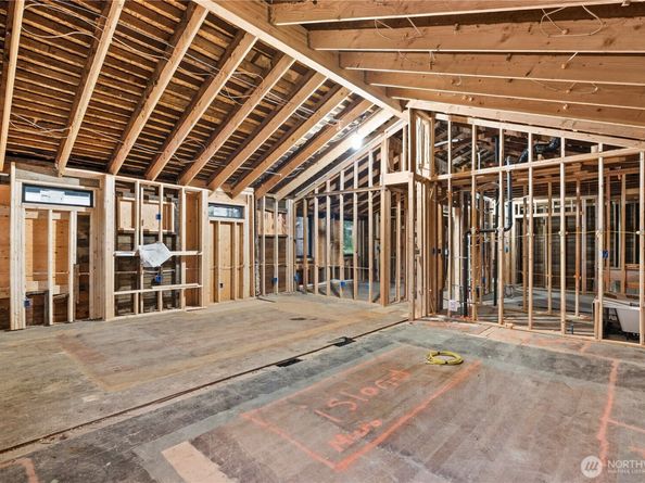 2212 N 46th Street, Seattle WA 98103