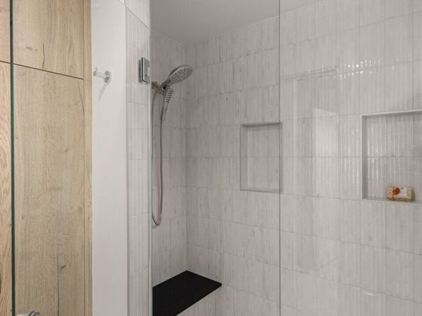 8337 A 12th Avenue NW, Seattle WA 98117