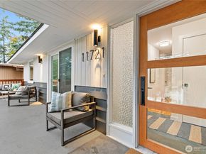 11721 24th Avenue NE, Seattle WA 98125