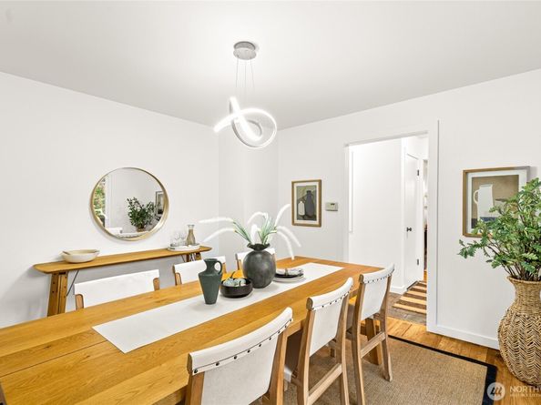 11721 24th Avenue NE, Seattle WA 98125