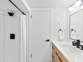 11721 24th Avenue NE, Seattle WA 98125