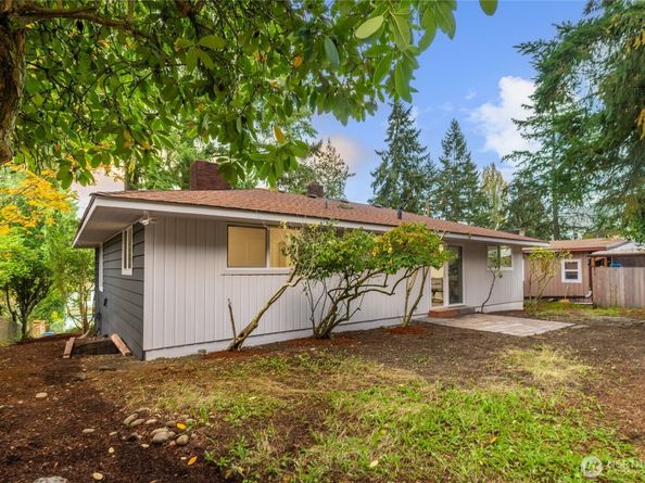 11721 24th Avenue NE, Seattle WA 98125