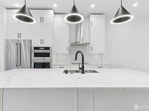 18805 99th Court NE C, Bothell WA 98011
