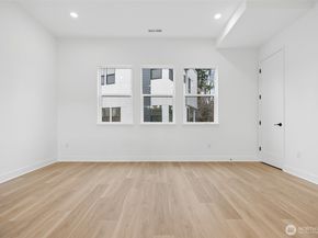 18805 99th Court NE C, Bothell WA 98011