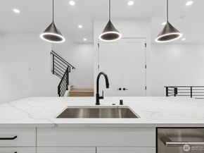18805 99th Court NE C, Bothell WA 98011