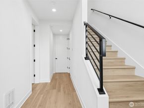 18805 99th Court NE C, Bothell WA 98011