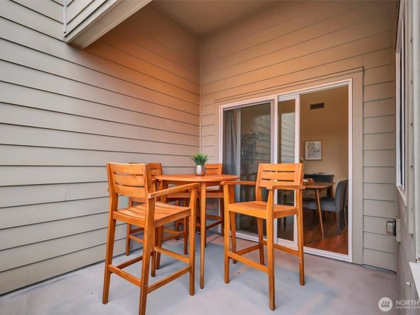 7347 Old Redmond Road 119, Redmond WA 98052