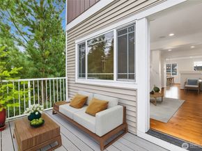 15720 Manor Way E5, Lynnwood WA 98087