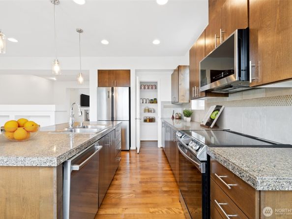 15720 Manor Way E5, Lynnwood WA 98087