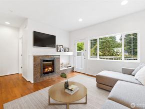 15720 Manor Way E5, Lynnwood WA 98087